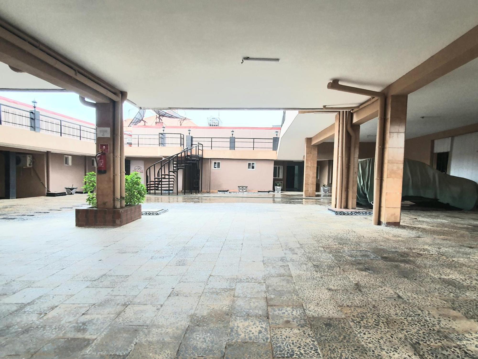 Hotel Du Golfe De Guinee Конакри Экстерьер фото